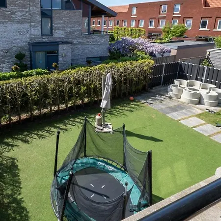 Semesterbostad Big 5-bedroom House In Capelle aan den IJssel