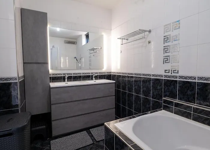 Сasa de vacaciones Big 5-bedroom House In Capelle aan den IJssel